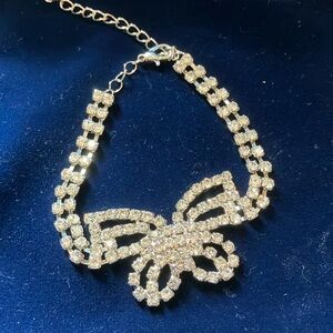 NWOT Rhinestone Bow Adjustable Ankle Bracelet